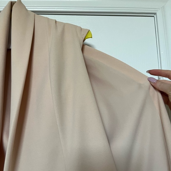 Jacket/Cape - Picture 3 of 3